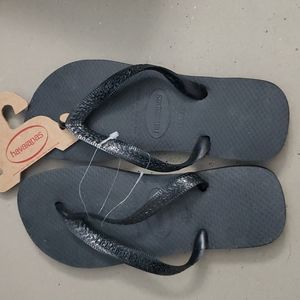 Havaianas black flip flops